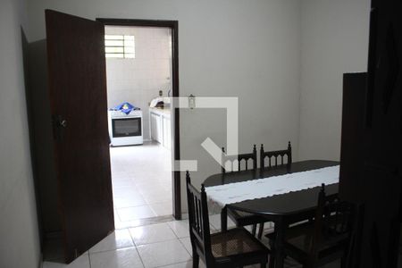 Casa à venda com 405m², 3 quartos e 2 vagasCopa