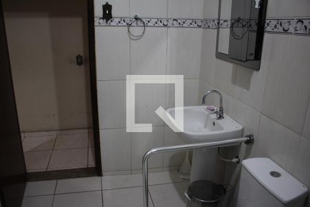 Casa à venda com 405m², 3 quartos e 2 vagasBanheiro
