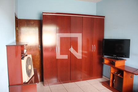 Casa à venda com 405m², 3 quartos e 2 vagasQuarto 3