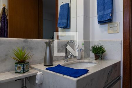 Apartamento à venda com 133m², 4 quartos e 3 vagasBanheiro da Suíte