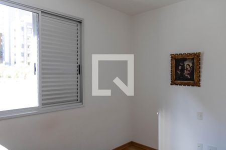 Apartamento à venda com 133m², 4 quartos e 3 vagasQuarto 2