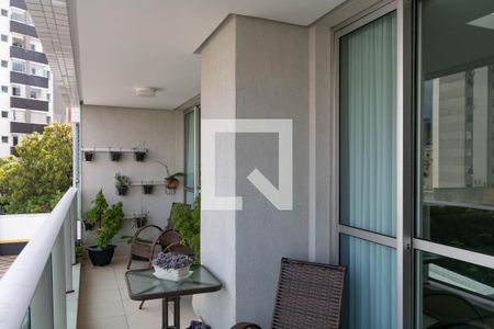 Apartamento à venda com 133m², 4 quartos e 3 vagasSacada