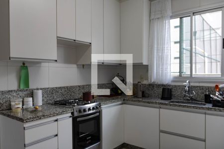 Apartamento à venda com 133m², 4 quartos e 3 vagasCozinha