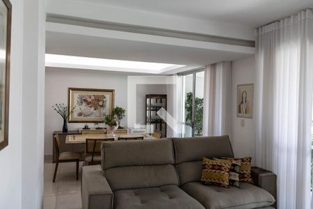 Apartamento à venda com 133m², 4 quartos e 3 vagasSala