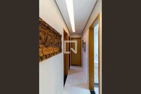 Corredor de apartamento à venda com 3 quartos, 75m² em Castelo, Belo Horizonte