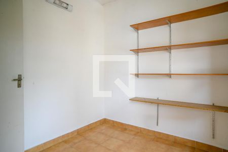 Casa à venda com 199m², 3 quartos e 2 vagas Casa à venda com 199m², 3 quartos e 2 vagasQuarto de Serviço 1