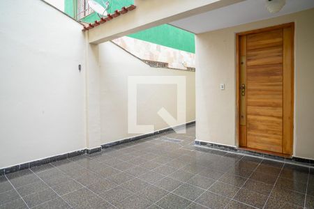 Casa à venda com 199m², 3 quartos e 2 vagas Casa à venda com 199m², 3 quartos e 2 vagasQuintal