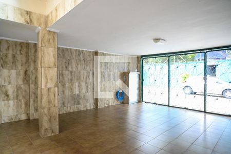 Casa à venda com 199m², 3 quartos e 2 vagas Casa à venda com 199m², 3 quartos e 2 vagasGaragem