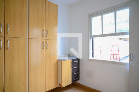 Casa à venda com 199m², 3 quartos e 2 vagas Casa à venda com 199m², 3 quartos e 2 vagasQuarto de Serviço 2