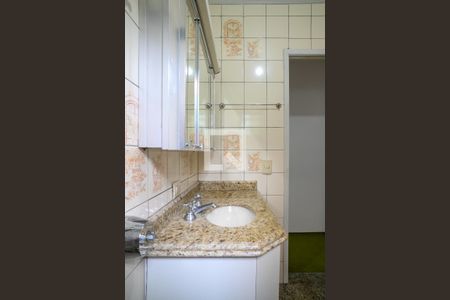 Casa à venda com 199m², 3 quartos e 2 vagas Casa à venda com 199m², 3 quartos e 2 vagasBanheiro da Suite