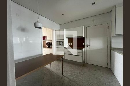 Apartamento à venda com 2 quartos, 236m² em Jardim Panorama, São Paulo