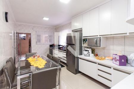 Casa à venda com 198m², 3 quartos e 2 vagasCozinha