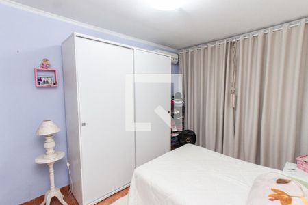 Casa à venda com 198m², 3 quartos e 2 vagasQuarto 1  
