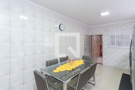 Casa à venda com 198m², 3 quartos e 2 vagasCozinha