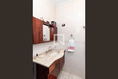 Casa à venda com 198m², 3 quartos e 2 vagasBanheiro da Suíte