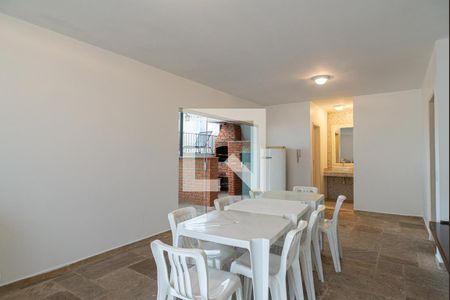 Apartamento à venda com 115m², 3 quartos e 2 vagas Apartamento à venda com 115m², 3 quartos e 2 vagasÁrea comum - Salão de festas da Churrasqueira