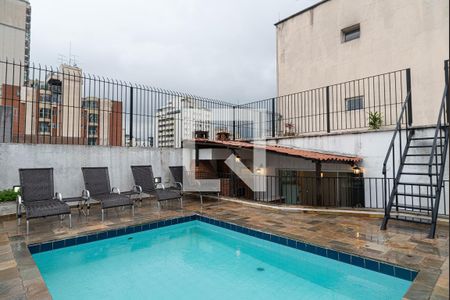 Apartamento à venda com 115m², 3 quartos e 2 vagas Apartamento à venda com 115m², 3 quartos e 2 vagasÁrea comum - Piscina