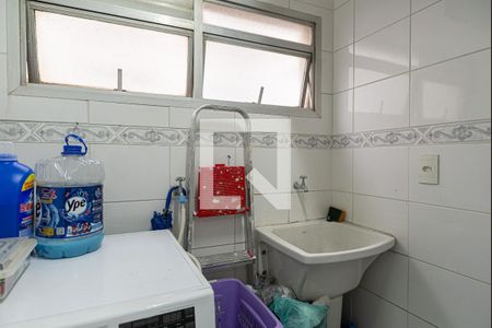 Apartamento à venda com 115m², 3 quartos e 2 vagas Apartamento à venda com 115m², 3 quartos e 2 vagasÁrea de Serviço