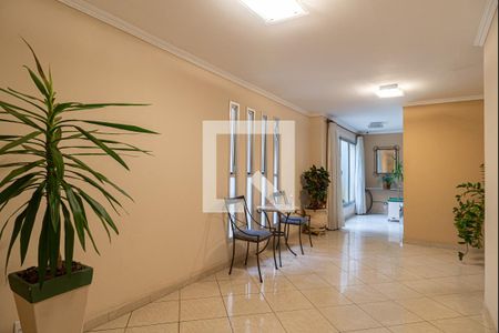 Apartamento à venda com 115m², 3 quartos e 2 vagas Apartamento à venda com 115m², 3 quartos e 2 vagasÁrea comum - Hall Social