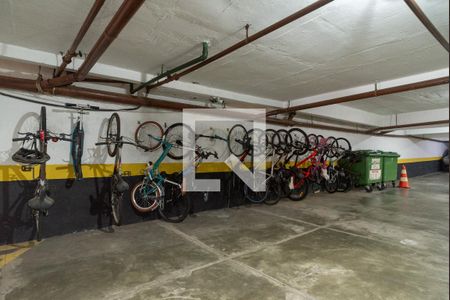 Apartamento à venda com 115m², 3 quartos e 2 vagas Apartamento à venda com 115m², 3 quartos e 2 vagasÁrea comum - Bicicletário