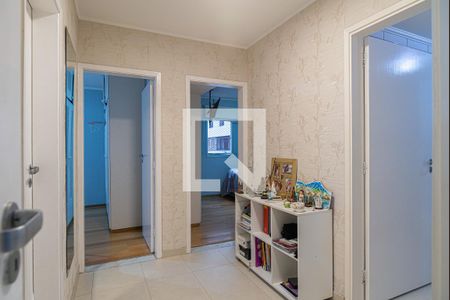 Apartamento à venda com 115m², 3 quartos e 2 vagas Apartamento à venda com 115m², 3 quartos e 2 vagasCorredor dos Quartos