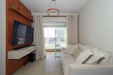 Sala de apartamento à venda com 3 quartos, 70m² em Jardim Maria Rosa, Taboão da Serra