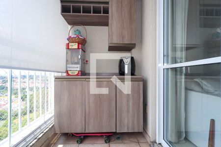 Varanda da Sala de apartamento à venda com 3 quartos, 70m² em Jardim Maria Rosa, Taboão da Serra