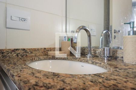 Apartamento para alugar com 70m², 3 quartos e 1 vaga Apartamento para alugar com 70m², 3 quartos e 1 vagaBanheiro da Suíte