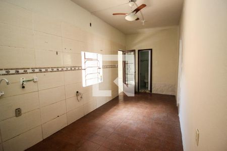Casa à venda com 70m², 3 quartos e 2 vagas Casa à venda com 70m², 3 quartos e 2 vagasCozinha