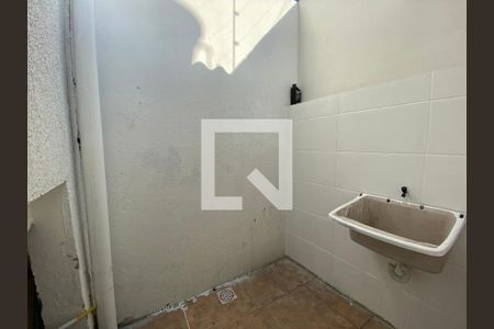 Casa de condomínio para alugar com 84m², 2 quartos e 2 vagas Casa de condomínio para alugar com 84m², 2 quartos e 2 vagasÁrea de Serviço
