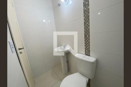 Casa de condomínio para alugar com 84m², 2 quartos e 2 vagas Casa de condomínio para alugar com 84m², 2 quartos e 2 vagasBanheiro 1