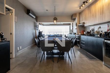 Apartamento à venda com 136m², 3 quartos e 2 vagas Apartamento à venda com 136m², 3 quartos e 2 vagasCozinha