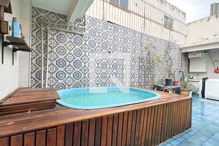 Apartamento à venda com 234m², 3 quartos e sem vagaÁrea externa - Piscina