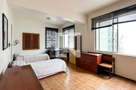 Apartamento à venda com 234m², 3 quartos e sem vagaSuíte