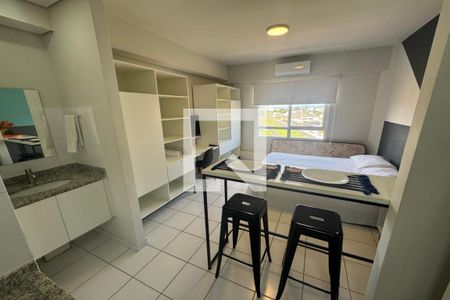 Sala/Quarto de apartamento para alugar com 1 quarto, 20m² em Iguatemi, Ribeirão Preto