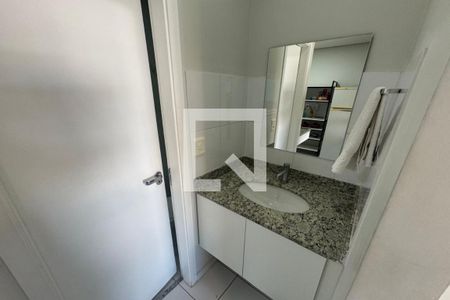 Banheiro de apartamento para alugar com 1 quarto, 20m² em Iguatemi, Ribeirão Preto