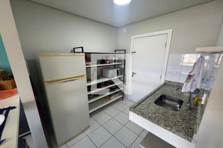 Cozinha de apartamento para alugar com 1 quarto, 20m² em Iguatemi, Ribeirão Preto