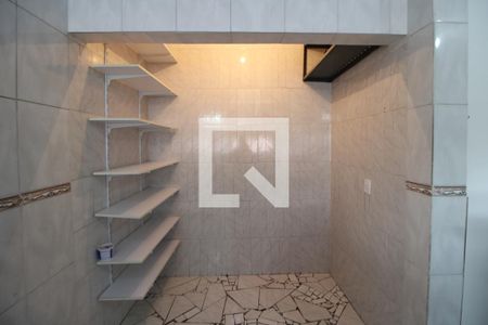 Sala / Cozinha de casa para alugar com 2 quartos, 110m² em Vila Bancaria Munhoz, São Paulo