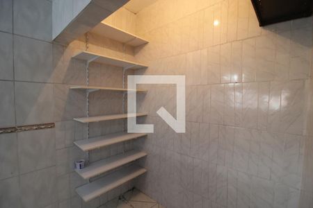 Sala / Cozinha de casa para alugar com 2 quartos, 110m² em Vila Bancaria Munhoz, São Paulo