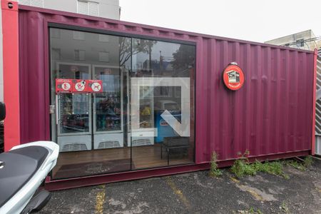 Apartamento à venda com 69m², 2 quartos e 1 vaga Apartamento à venda com 69m², 2 quartos e 1 vagaMini Mercado