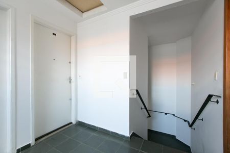 Apartamento à venda com 69m², 2 quartos e 1 vaga Apartamento à venda com 69m², 2 quartos e 1 vagaHall / Entrada