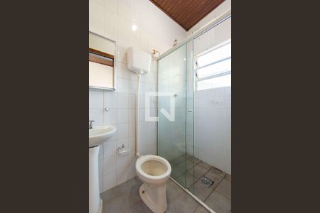 Banheiro do Quarto 1 de casa para alugar com 3 quartos, 120m² em Mathias Velho, Canoas