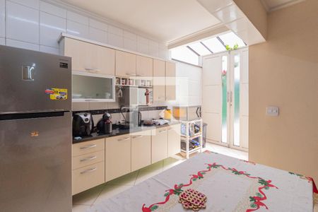 Casa à venda com 210m², 4 quartos e 2 vagasCozinha