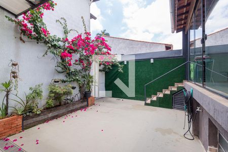 Casa à venda com 210m², 4 quartos e 2 vagasQuintal