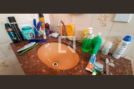 Casa à venda com 190m², 3 quartos e 2 vagasBanheiro