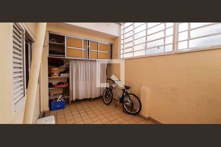 Casa à venda com 190m², 3 quartos e 2 vagasQuintal