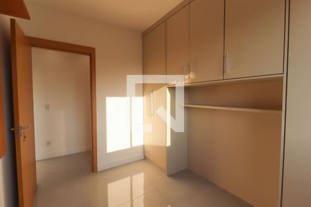 Apartamento à venda com 84m², 3 quartos e 2 vagasQuarto