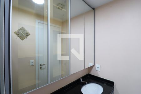 Apartamento para alugar com 33m², 1 quarto e 1 vagaDetalhe do banheiro