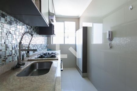 Apartamento para alugar com 44m², 2 quartos e 1 vaga Apartamento para alugar com 44m², 2 quartos e 1 vagaCozinha - Armários