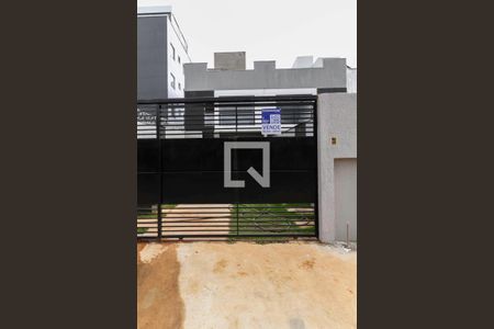 Casa à venda com 86m², 3 quartos e 2 vagasFachada